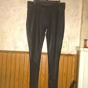 Really sexy blackish Serra leggings